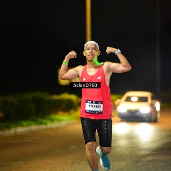 Runner Photo 7707978