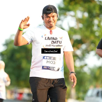 Runner Photo 7707984