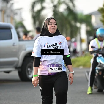 Runner Photo 7707993