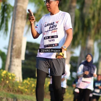 Runner Photo 7707996