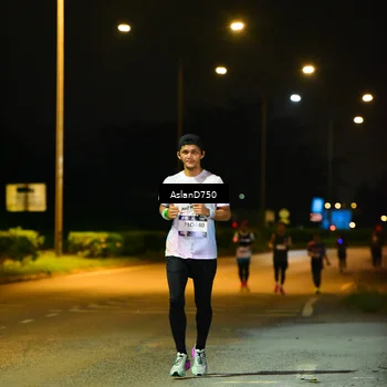 Runner Photo 7708005