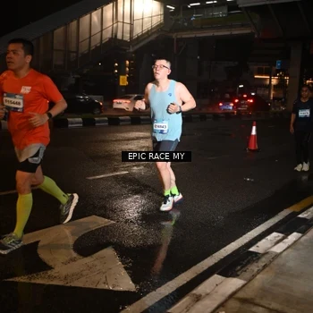 Runner Photo 7708007