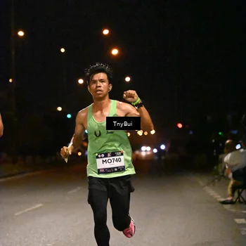 Runner Photo 7708012