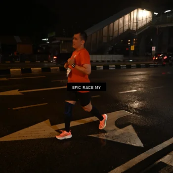 Runner Photo 7708015