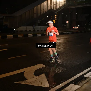 Runner Photo 7708019