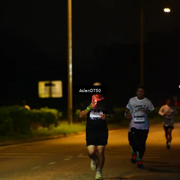 Runner Photo 7708030