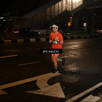 Runner Photo 7708031