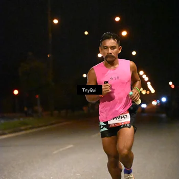 Runner Photo 7708051