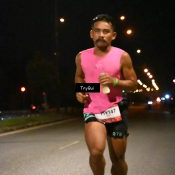 Runner Photo 7708087