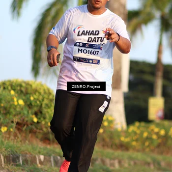 Runner Photo 7708100