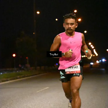 Runner Photo 7708103
