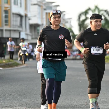 Runner Photo 7708116
