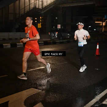 Runner Photo 7708137