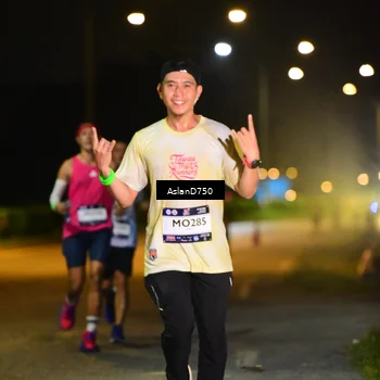 Runner Photo 7708144