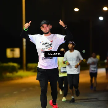 Runner Photo 7708161