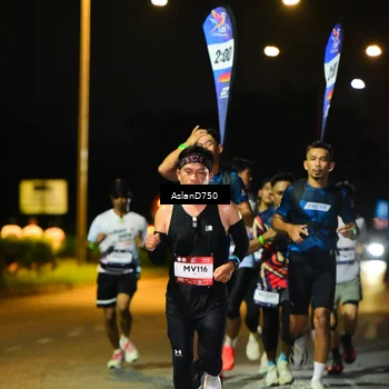 Runner Photo 7708172
