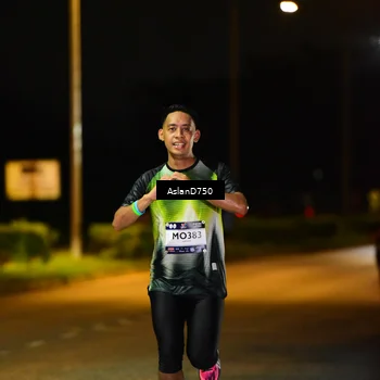 Runner Photo 7708178
