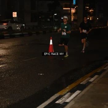 Runner Photo 7708179