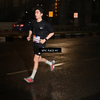 Runner Photo 7708202