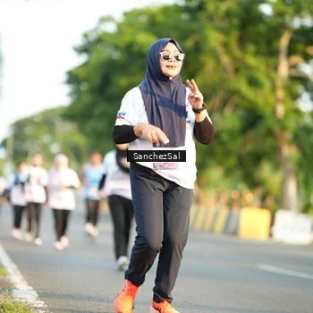 Runner Photo 7708206