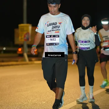 Runner Photo 7708217