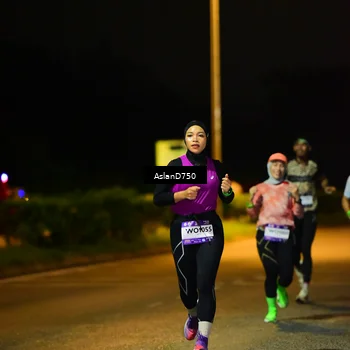 Runner Photo 7708221