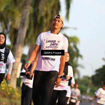 Runner Photo 7708235