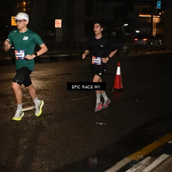 Runner Photo 7708245