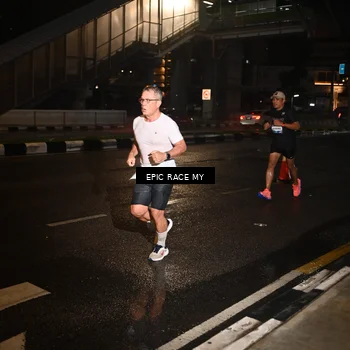 Runner Photo 7708251