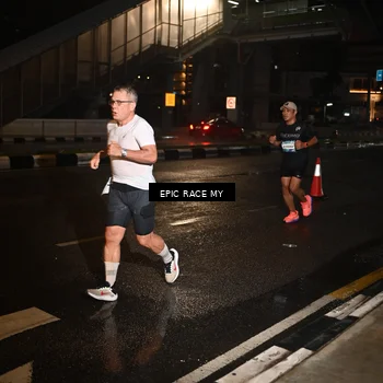 Runner Photo 7708257