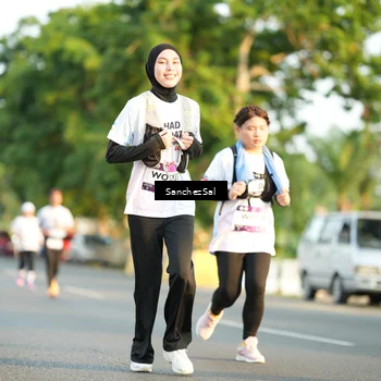 Runner Photo 7708291