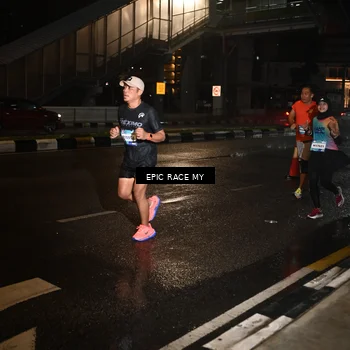 Runner Photo 7708313