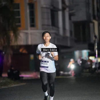 Runner Photo 7708354