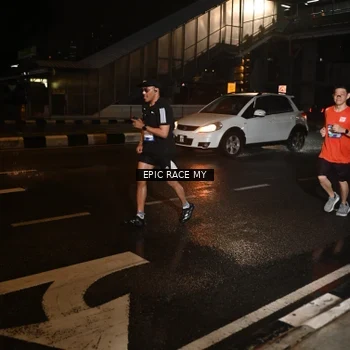 Runner Photo 7708360