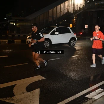 Runner Photo 7708361