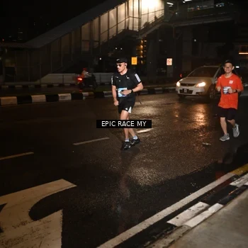 Runner Photo 7708362