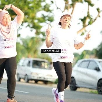 Runner Photo 7708375