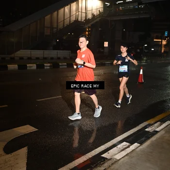 Runner Photo 7708379