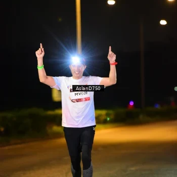 Runner Photo 7708383