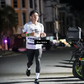 Runner Photo 7708389