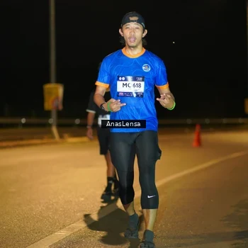 Runner Photo 7708390