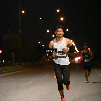 Runner Photo 7708409