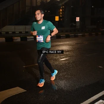 Runner Photo 7708421