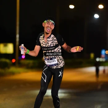 Runner Photo 7708426