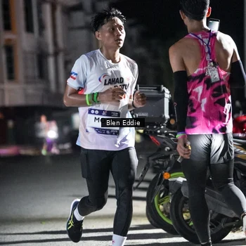 Runner Photo 7708438
