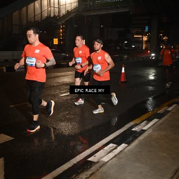 Runner Photo 7708450