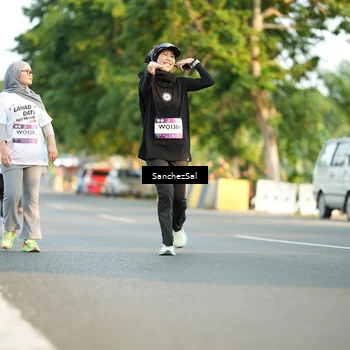 Runner Photo 7708454