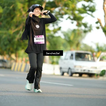 Runner Photo 7708481