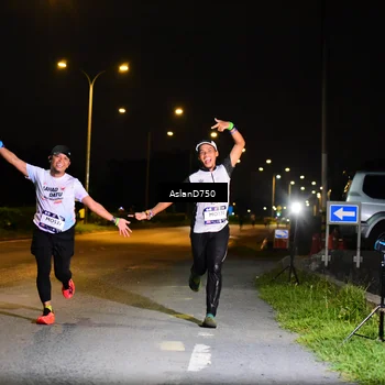 Runner Photo 7708483