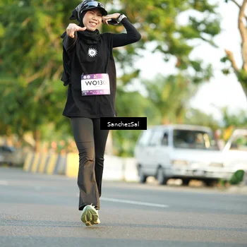 Runner Photo 7708502
